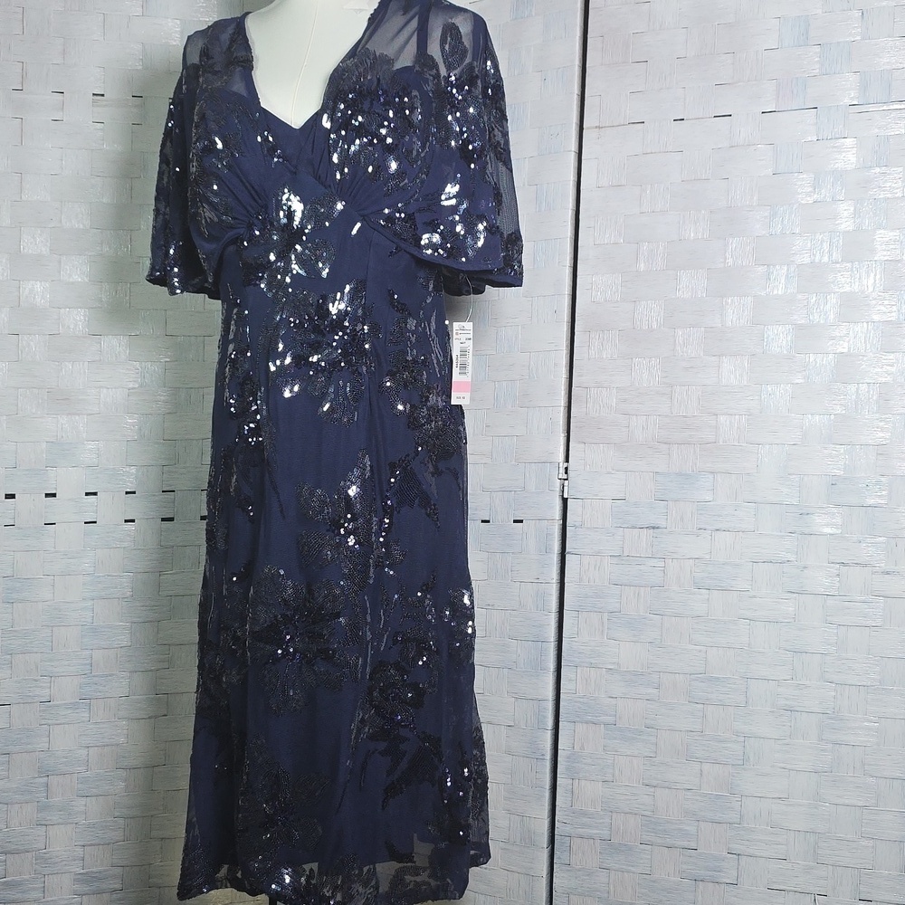 R&M RICHARDS SEQUIN DRESS - Picture 8 of 11